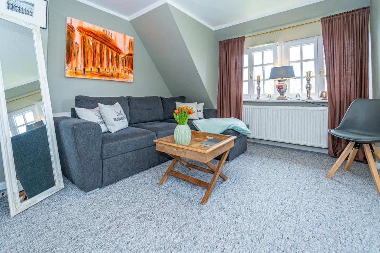 Gemuetliche Wohnung Unter Reet Mit Pool Und Sauna In Keitum Kültér fotó